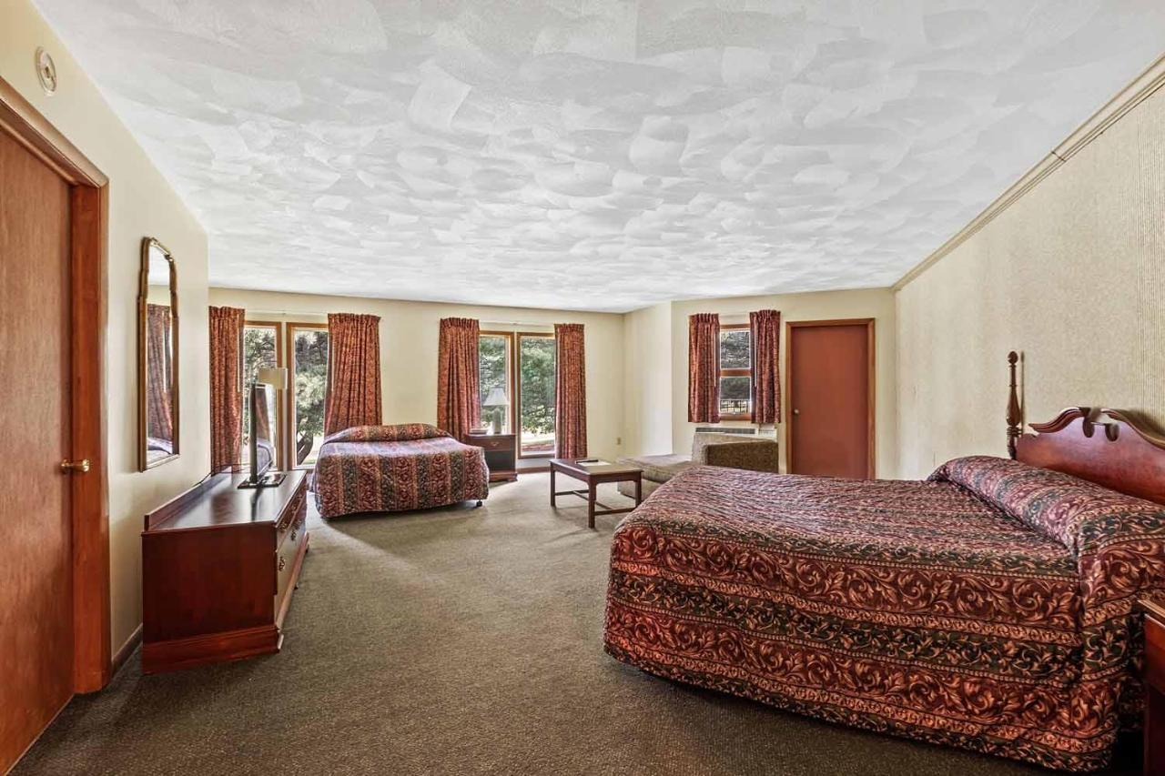 Shadowbrook Resort Tunkhannock Εξωτερικό φωτογραφία